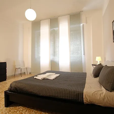 Alojamento de Acomodação e Pequeno-almoço Kalefati Palace Loc.turistica Bari